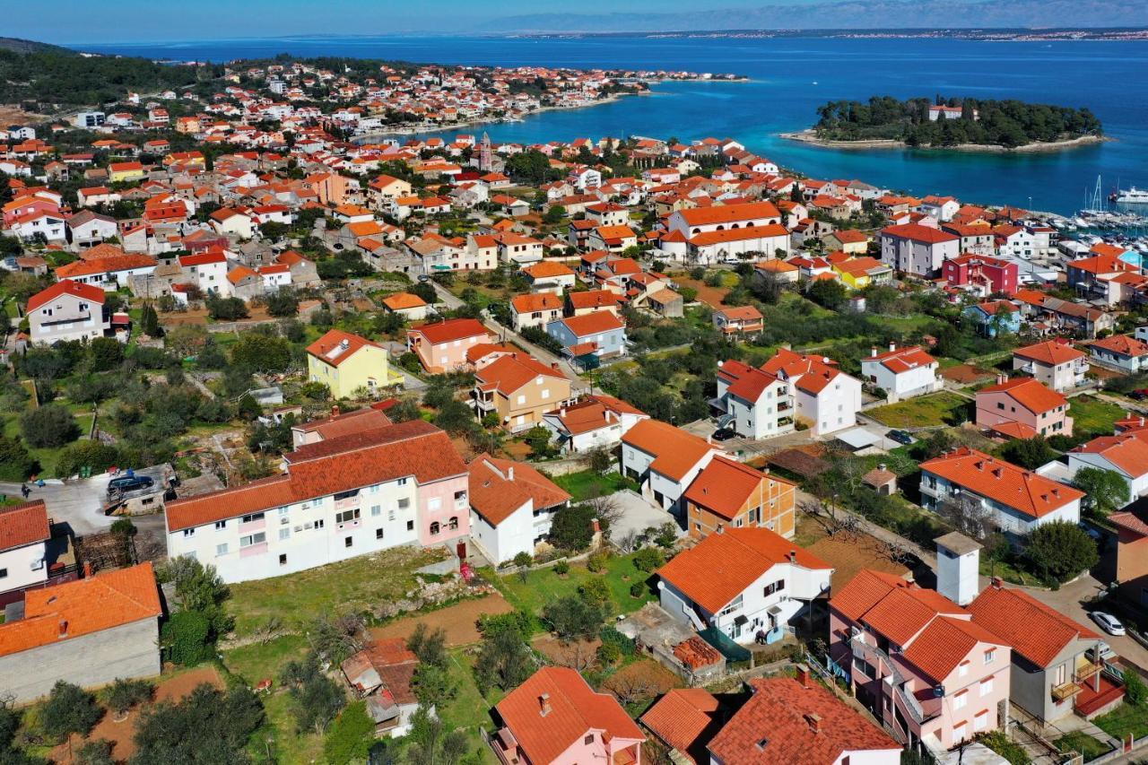 Apartment Zanov Preko Exteriér fotografie